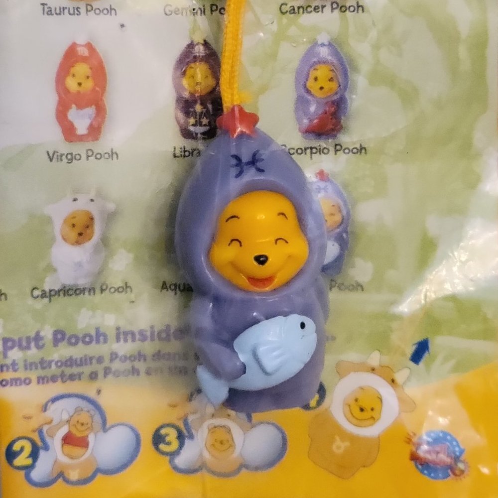 Winnie The Pooh Peek-A-Pooh zodiac Astrology Pisces Tomy Yujin